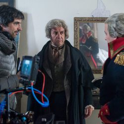 Pedro Casablanc y Luis Callejo en el rodaje de la tercera temporada de 'El Ministerio del Tiempo'
