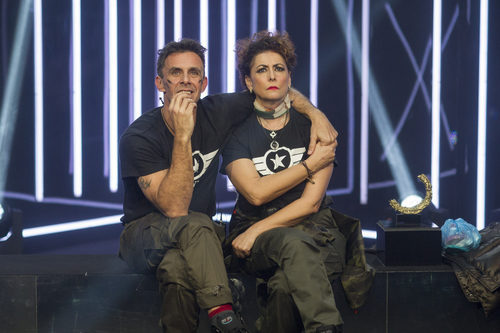 Alonso Caparrós e Irma Soriano en la sala de expulsión durante la sexta gala de 'GH VIP 5'