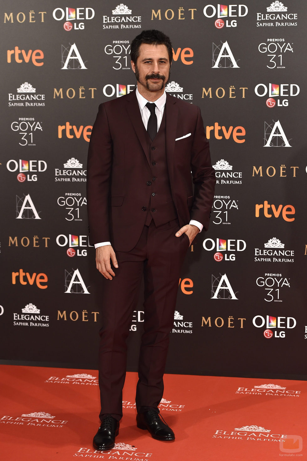 Hugo Silva en la alfombra roja de los Goya 2017