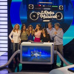 Norma Duval, Lucía Jiménez, Natalia OT, Pepa Rus, Francisco, Javivi y Eva González en 'El gran reto musical'