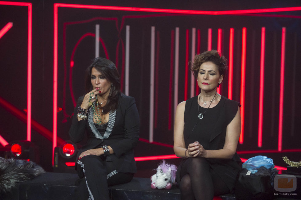 Aída Nízar e Irma Soriano en la sala de expulsión de la sexta gala de 'GH VIP 5'