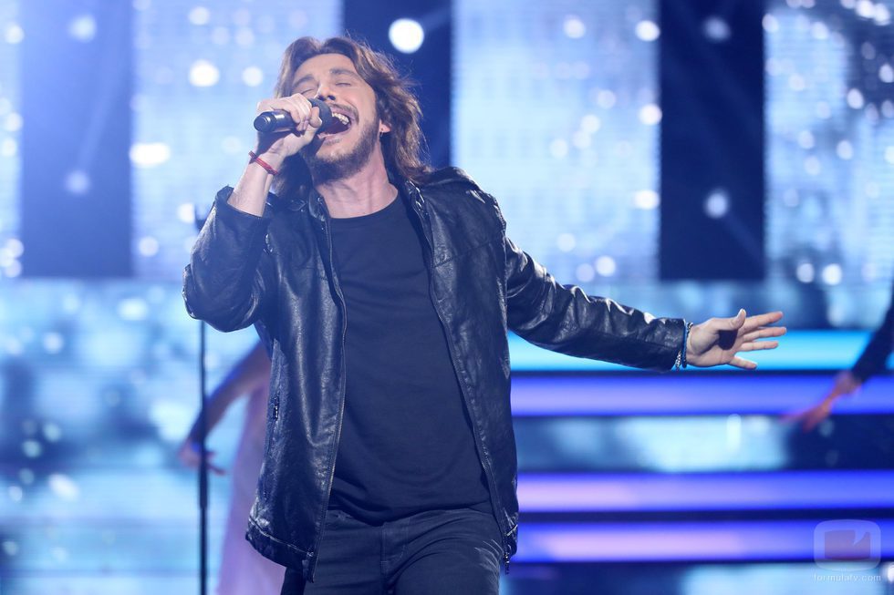 Canco Rodríguez imita a Manuel Carrasco en la gala 15 de 'Tu cara me suena'