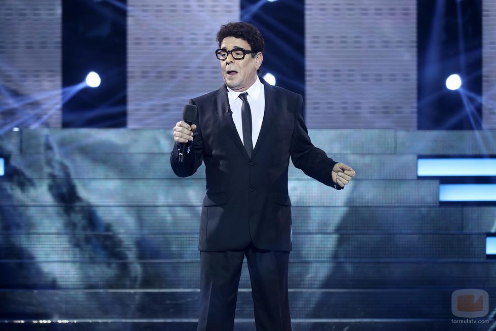 Juan Muñoz imita a Jimmy Fontana en la gala 15 de 'Tu cara me suena'