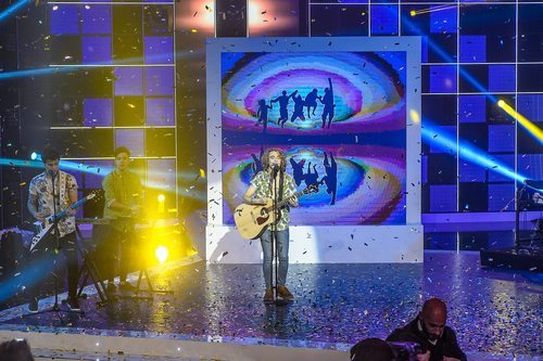 Manel Navarro canta "Do it for your lover" en la final de 'Objetivo Eurovisión'