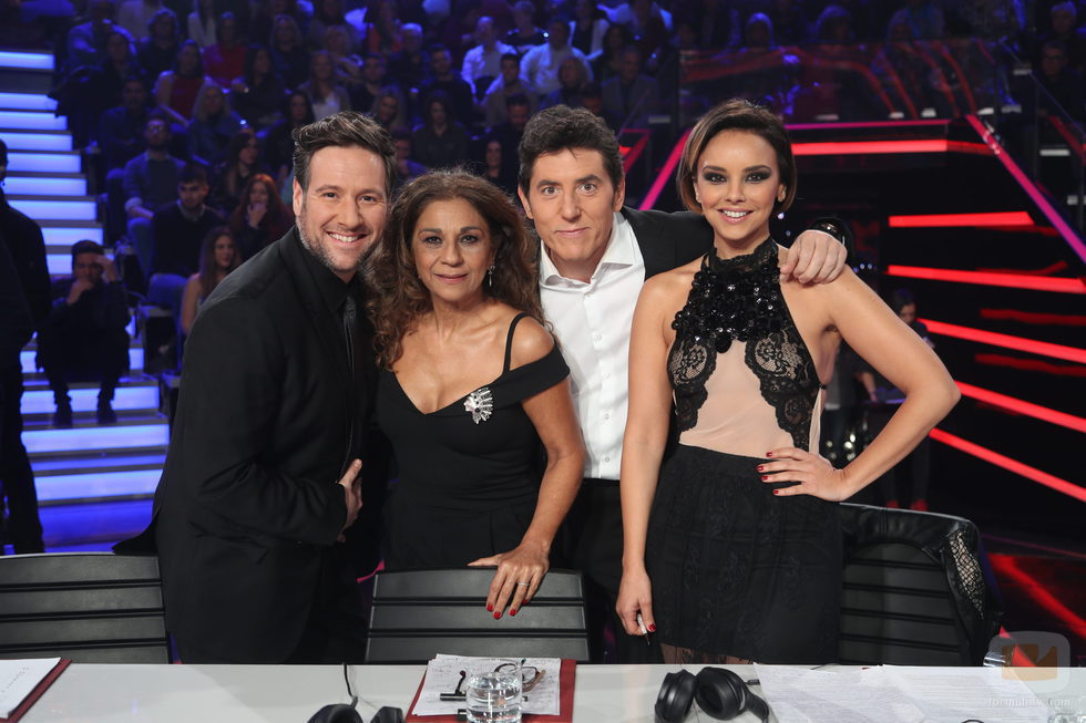 Chenoa, Lolita Flores, Carlos Latre y Manel Fuentes en la decimosexta gala de 'Tu cara me suena'