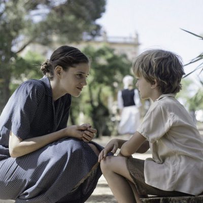 Noémie Schmidt es Elisabeth Eidenbenz en 'La luz de Elna'