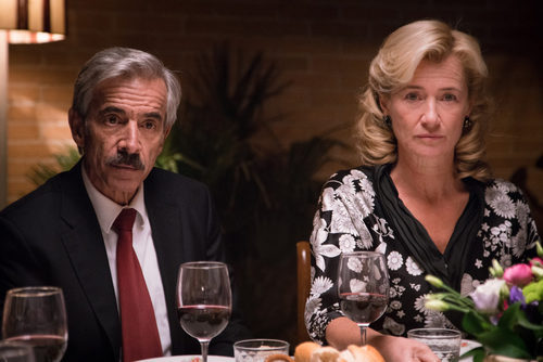 Antonio y Mercedes durante una cena familiar en la decimoctava temporada de 'Cuéntame cómo pasó'