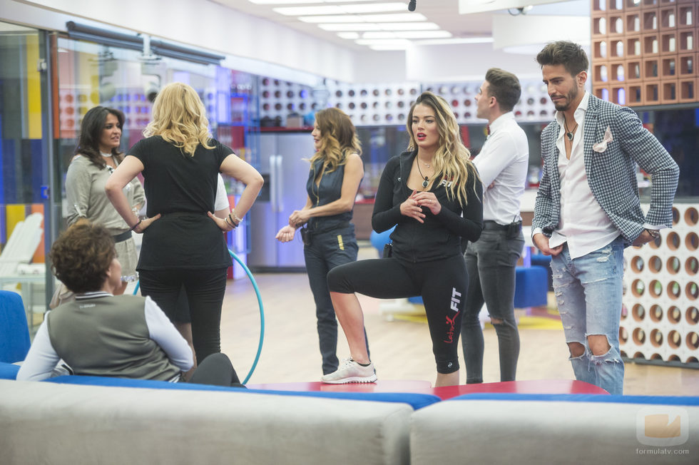 Aída Nízar vuelve a entrar en la casa de Guadalix de la Sierra en la novena gala de 'GH VIP 5'