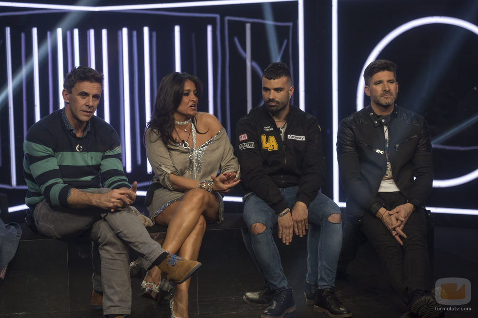Alonso, Aída, Tutto y Toño esperan los resultados de la audiencia en la novena gala de 'GH VIP 5'