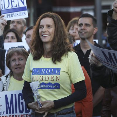Rachel Griffiths encarna a Diane, la activista del colectivo LGTB de la serie 'When We Rise'