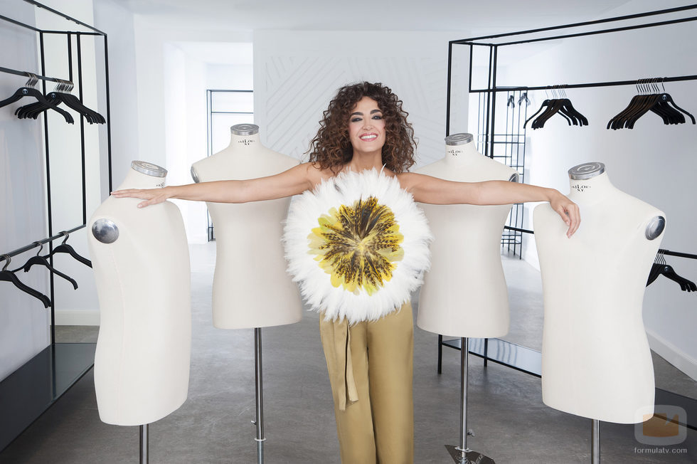 Cristina Rodríguez posa entre maniquíes para 'Cámbiame Challenge'