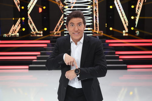 Manel Fuentes presenta la gala final de 'Tu cara me suena 5'