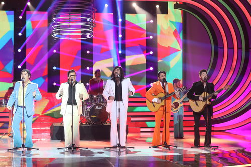 La cuadrilla de 'Allí Abajo' son Los Manolos en la gala final de 'Tu cara me suena 5'