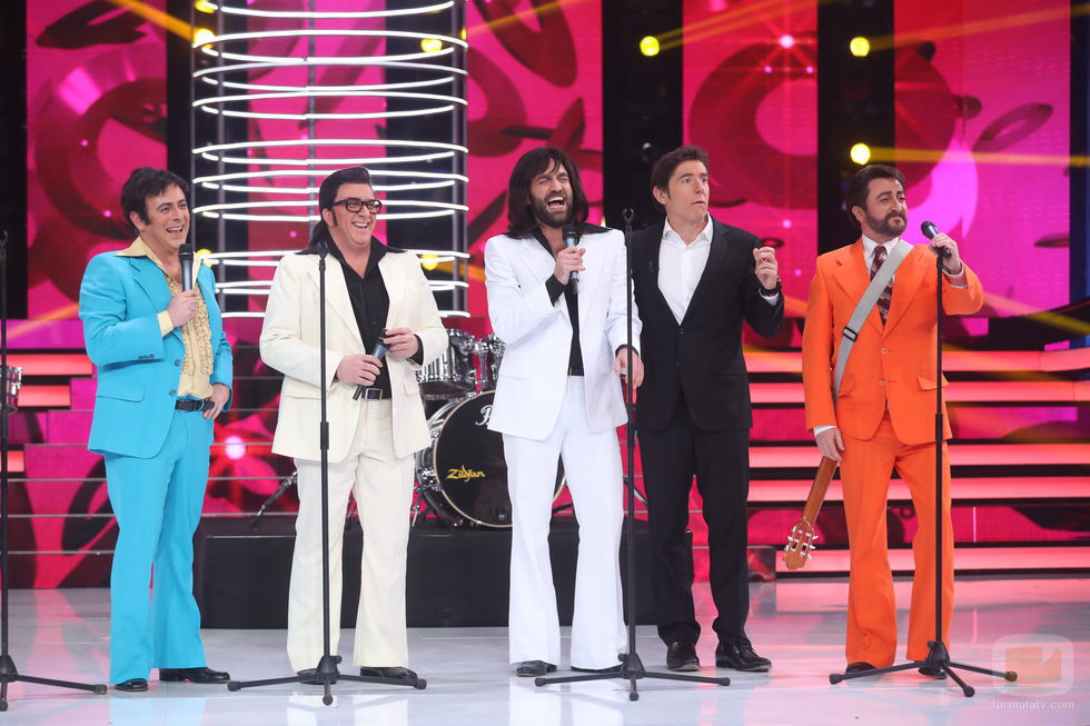 Los actores de 'Allí Abajo' escuchan las opiniones del jurado en la gala final de 'Tu cara me suena 5'