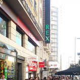 La Gran Vía se llena de fanáticos de 'The Walking Dead'  que quieren conocer a sus protagonistas