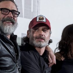 Los protagonistas de 'The Walking Dead' posan en el photocall preparado por FOX en los cines Capitol