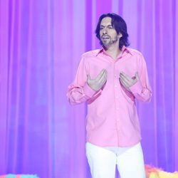 Nacho Lozano es Miguel Bosé en la primera gala de 'Tu cara no me suena todavía'