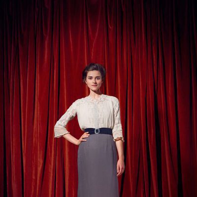 Rebecca Liddiard en 'Houdini y Doyle'