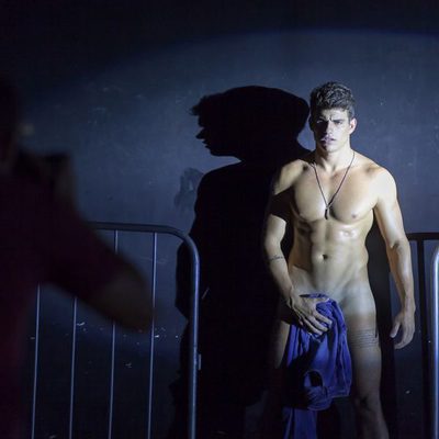 Antonio Rafaski, concursante de 'Big Brother' en Brasil hace un desnudo integral y es participante de 'GH VIP 5'