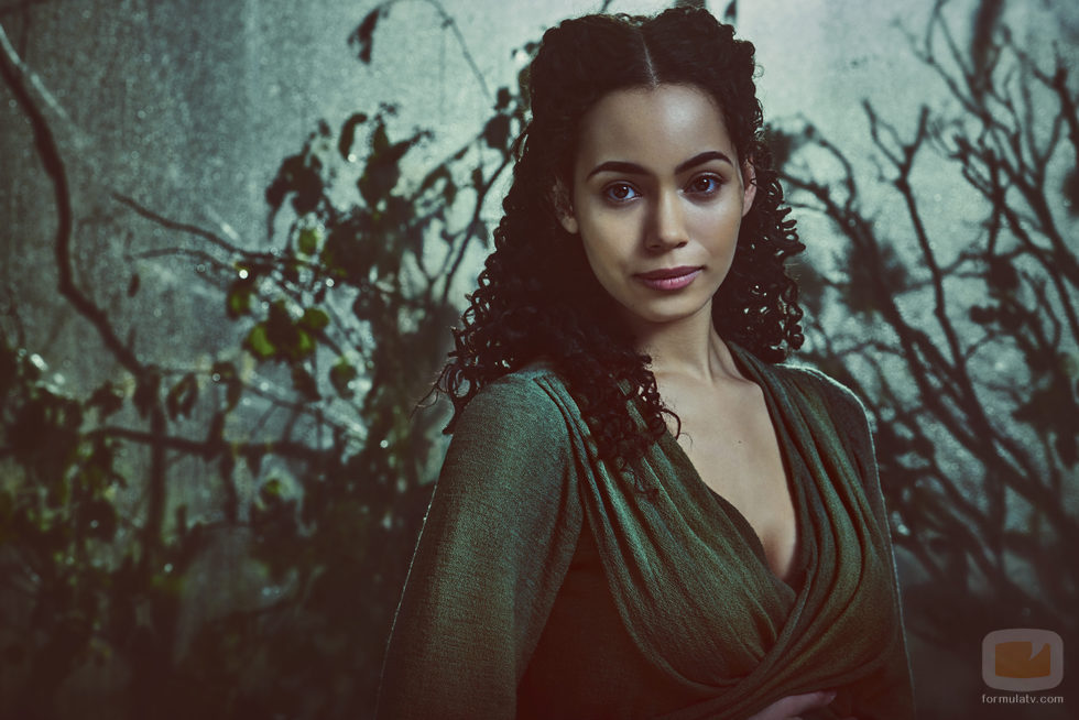 Veil (Madeleine Mantock) en la segunda temporada de 'Into the Badlands'