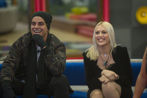 Antonio Rafaski ('Big Brother Brasil') y Daniela Blume en la gala 12 de 'GH VIP 5'