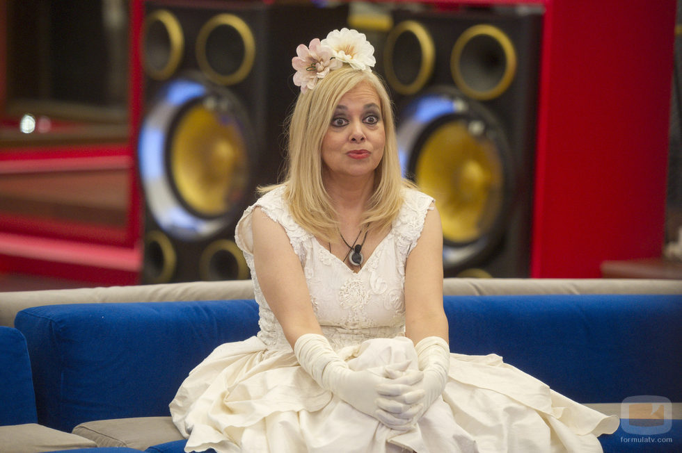 Emma Ozores se viste de novia en la gala 12 de 'GH VIP 5'