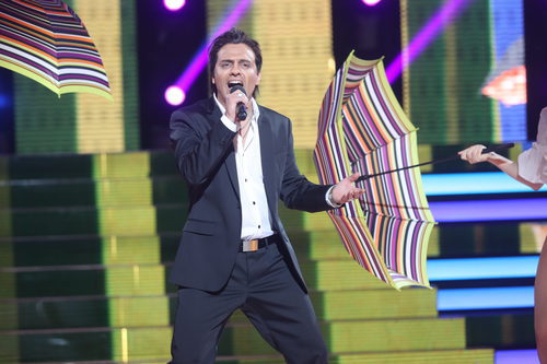 Fran Valenzuela es Marc Anthony en la segunda gala de 'Tu cara no me suena todavía'