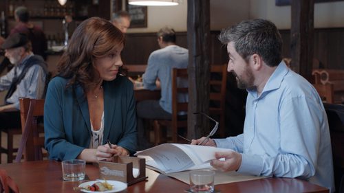  Bego (Maribel Salas), hermana de Maritxu en el primer capítulo de la tercera temporada de 'Allí abajo'