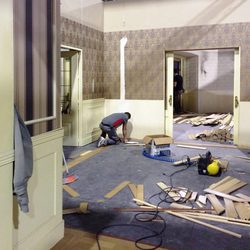 Reconstrucción del plató de 'Acacias 38' tras el incendio