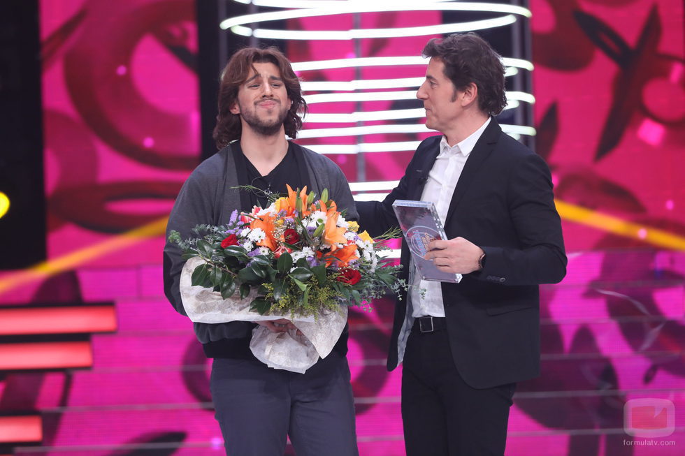 Raúl Ogalla junto a Manel Fuentes en la tercera gala de 'Tu cara no me suena todavía'