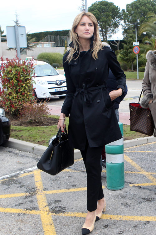 Alba Carrillo da el último adiós a Paloma Gómez Borrero