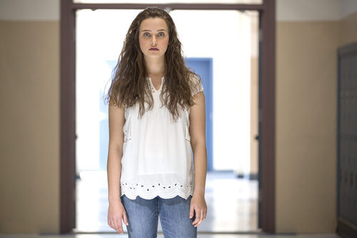 Katherine Langford es Hannah en la serie 'Por 13 razones'