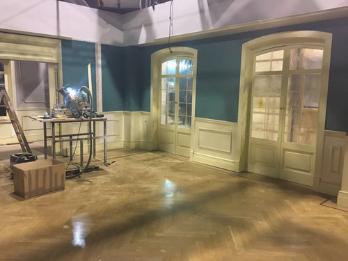 'Acacias 38' estrena decorados tras el incendio que sufrió su plató