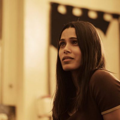 Freida Pinto, protagonista de la serie 'Guerrilla' (HBO)