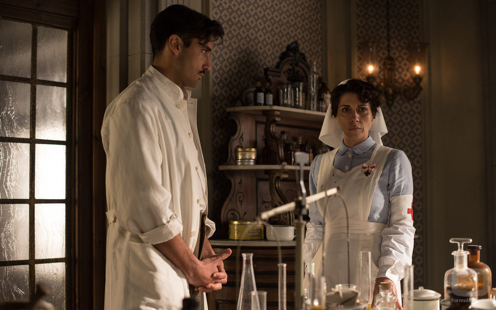 Álex García y Alicia Borrachero en 'Tiempos de Guerra'