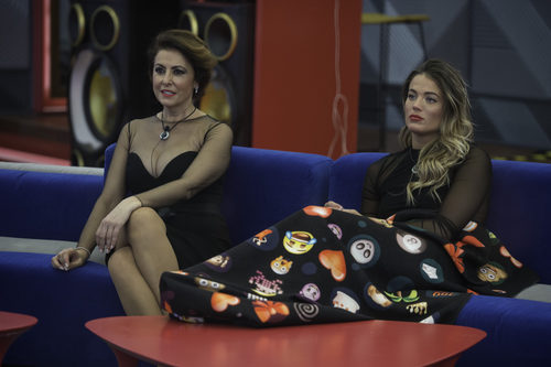 Irma y Alyson durante la semifinal de 'GH VIP 5'