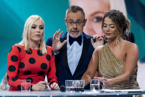 Jordi González junto a Alyson Rae Eckmann y Daniela Blume en la gala final de 'GH VIP 5'