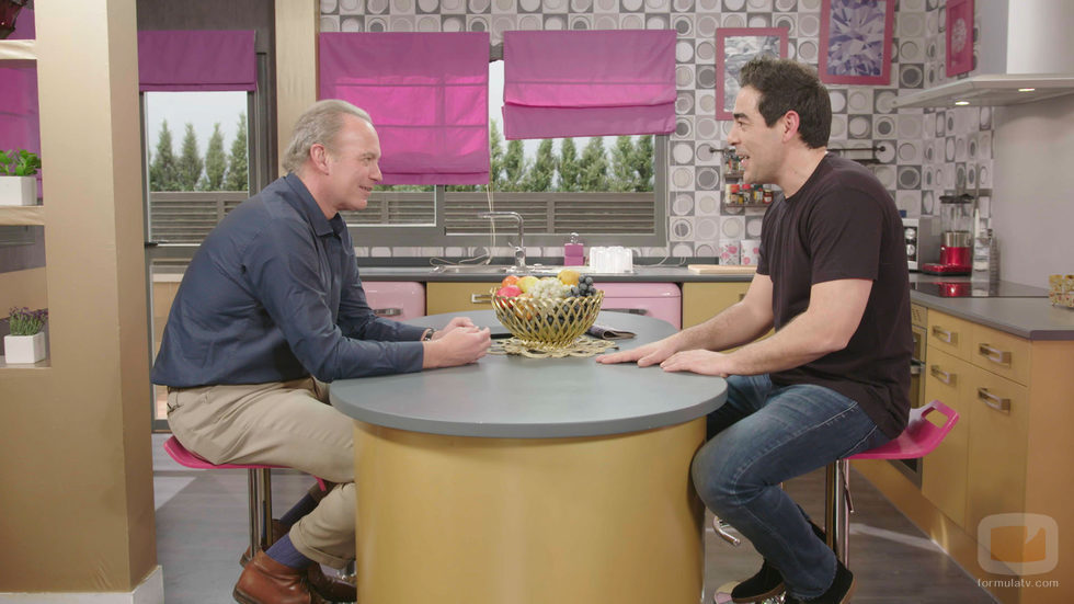 Bertín Osborne junto a Pablo Chiapella ('La que se avecina') en un programa de 'Mi casa es la tuya'