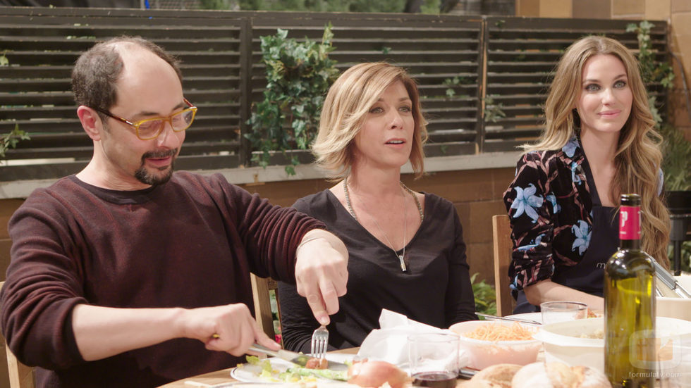 Jordi Sánchez, Eva Isanta y Vanesa Romero ('La que se avecina') comen en un programa de 'Mi casa es la tuya'