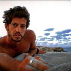 Jorge Brazalez de 'MasterChef 5' muestra su lado más sexy en la playa
