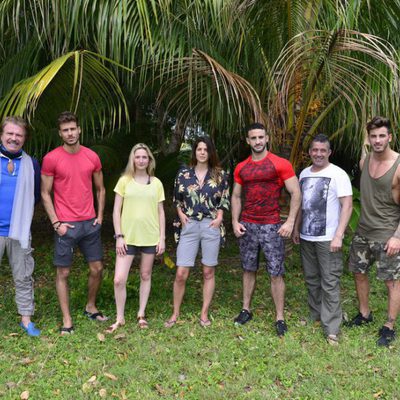 Posado grupal de los concursantes de 'Supervivientes 2017'