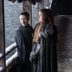 Sansa y Meñique en la temporada 7 de 'Juego de Tronos'