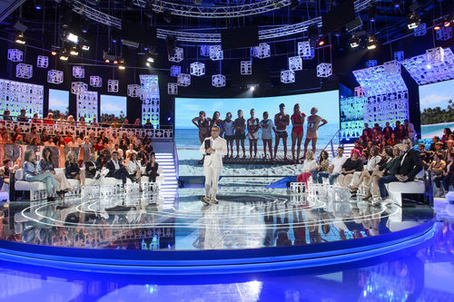 Jorge Javier presenta la primera gala de 'Supervivientes 2017'