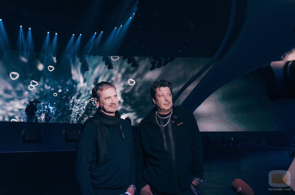 Christer Bjorkman y Ola Meltzing presentan el escenario de Eurovisión