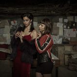 Úrsula Corberó y Alba Flores en 'La Casa de Papel'