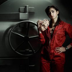 Alba Flores posa en las fotos promocionales de 'La Casa de Papel'