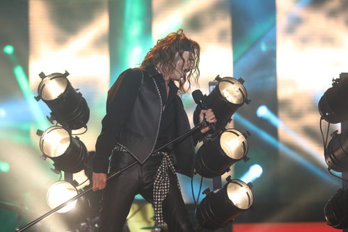 River Soul interpreta a Enrique Bumbury en la séptima gala de 'Tu cara no me suena todavía'