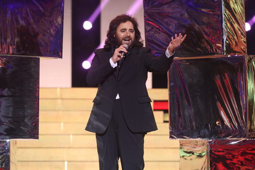 Manu Rodríguez interpreta a Camilo Sexto en la séptima gala de 'Tu cara no me suena todavía'