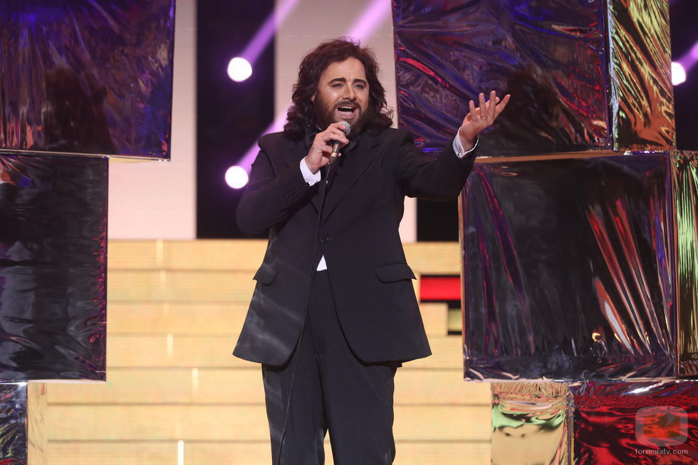 Manu Rodríguez interpreta a Camilo Sexto en la séptima gala de 'Tu cara no me suena todavía'