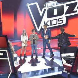 David Bisbal y su equipo en la final de 'La Voz Kids'